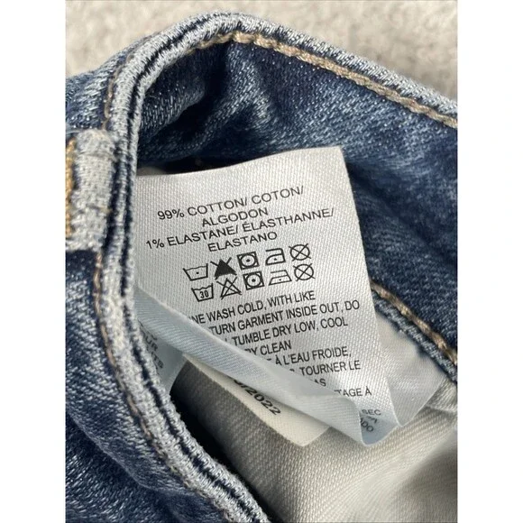 Lucky Brand Bermuda Jean Shorts Womens 31 x 6.5 The Roll Up Dark Wash Mid Rise - Picture 7 of 10